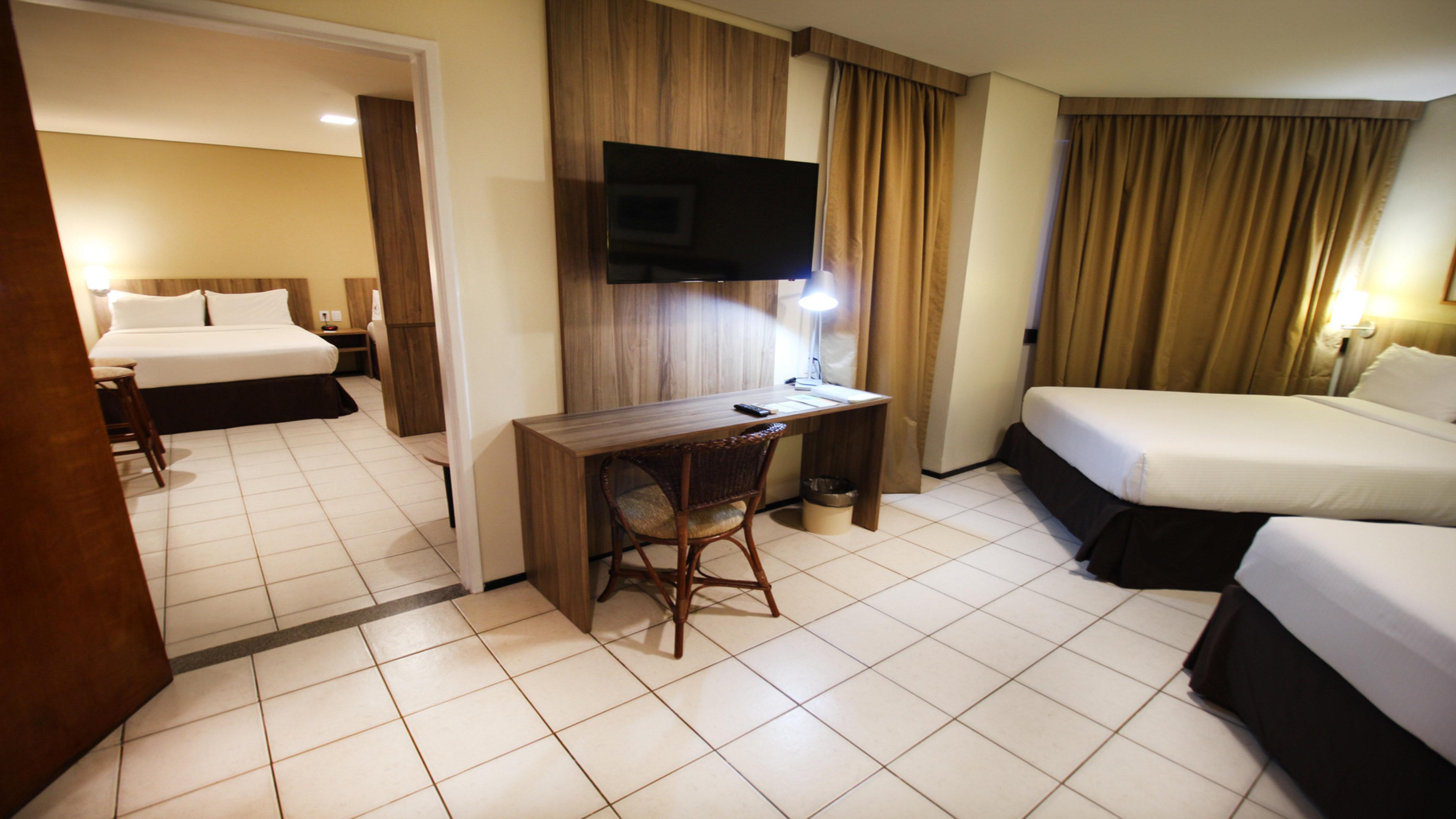 By Ihg