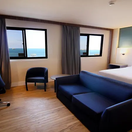 Hotel By Ihg