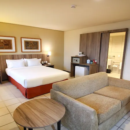 Hotel By Ihg