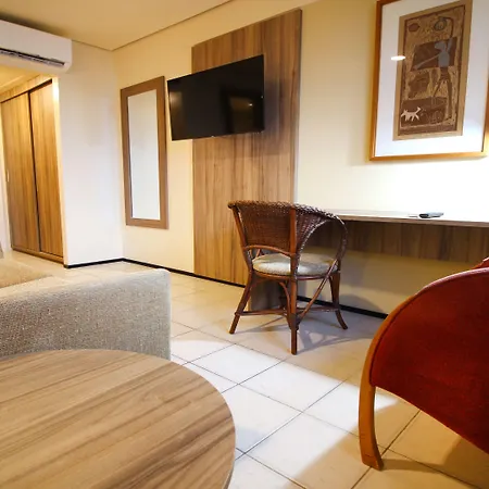 By Ihg 4*