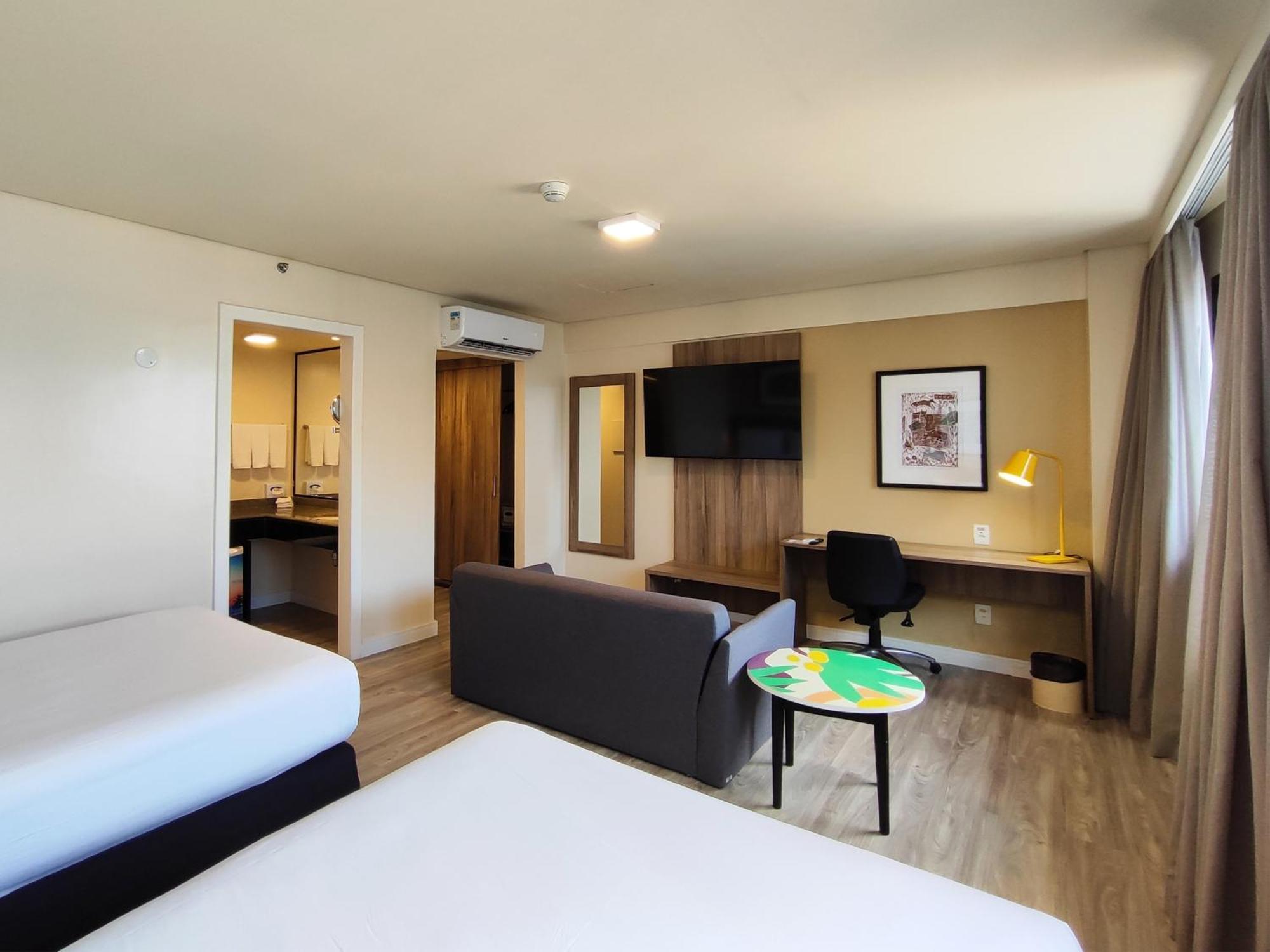 By Ihg Hotel 4*
